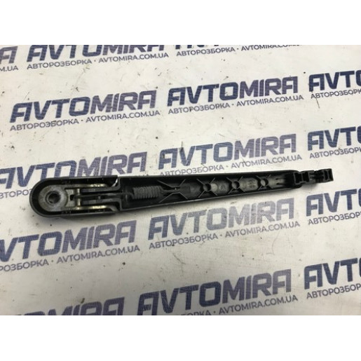 Поводок заднього склоочисника Peugeot 308 SW 2013-2021 1610785080